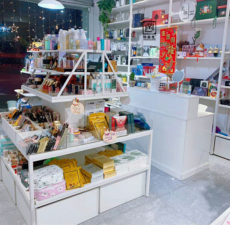 精品店彩妆流水台